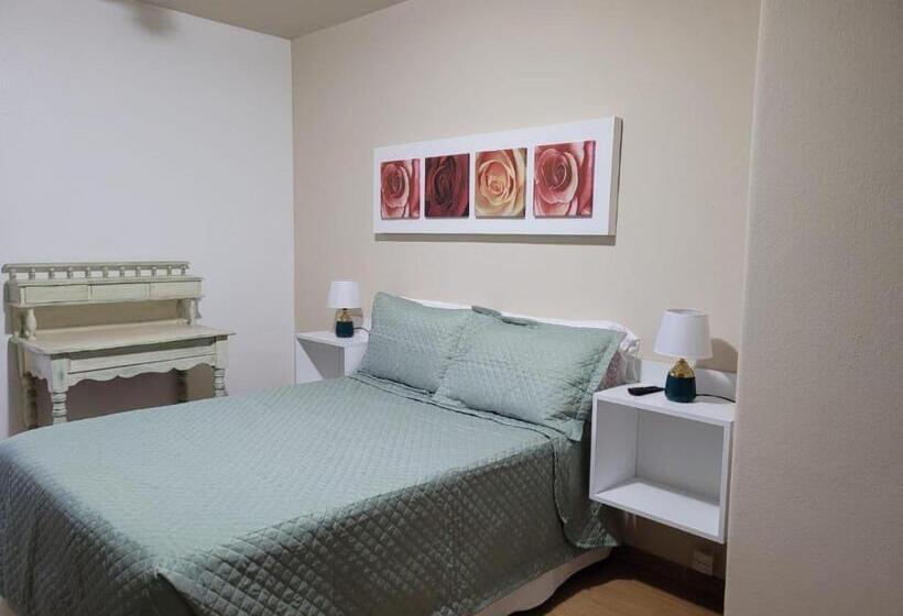 디럭스 룸, Taufik