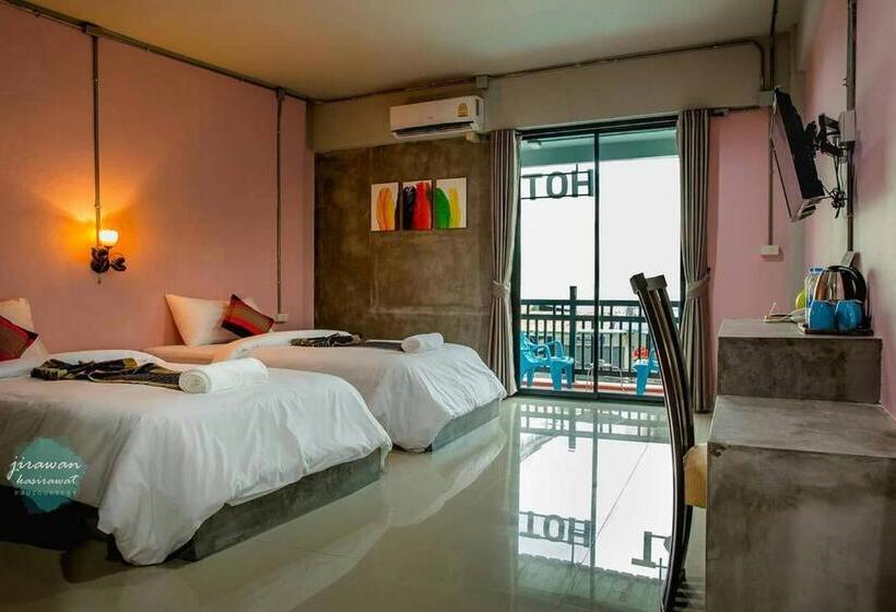 디럭스 룸, The Guest Hotel Krabi