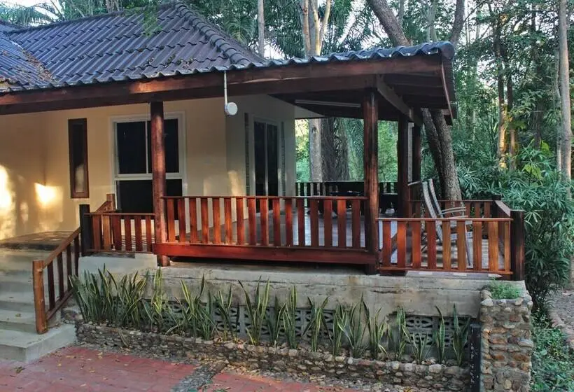 スタンダードルーム, Baan Maka Nature Lodge