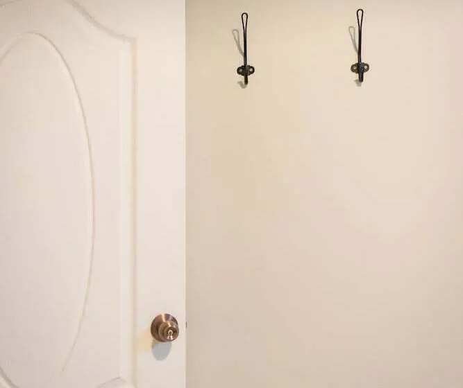 اتاق استاندارد با سرویس بهداشتی مشترک, The Neighbors Hostel