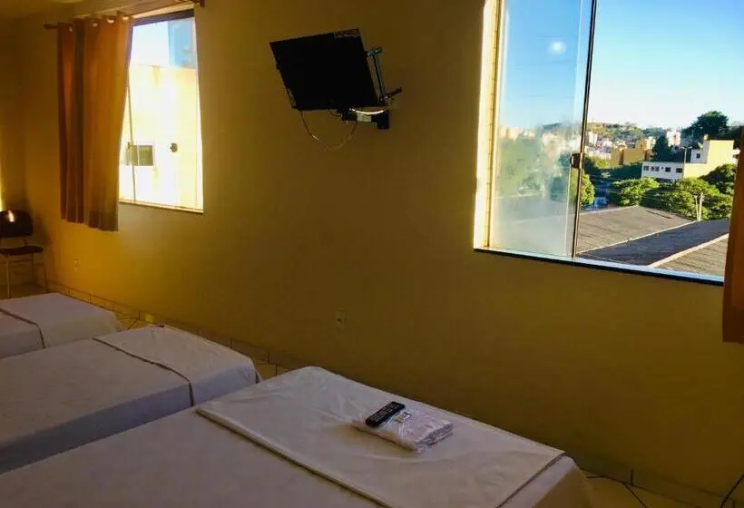 スーペリアの４人部屋, Oliveira