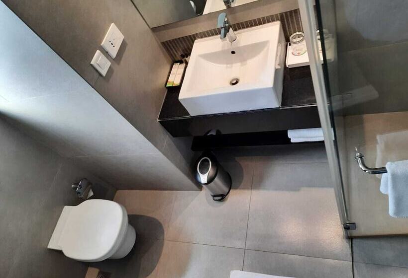 デラックスルーム, Zibe Salem By Grt Hotels