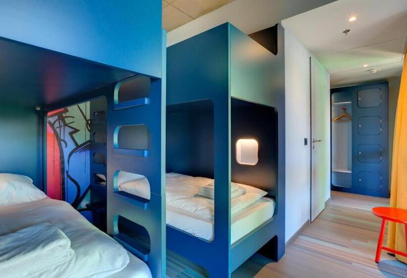 سرير فى غرفة مشتركه, Meininger Hotel Berlin East Side Gallery