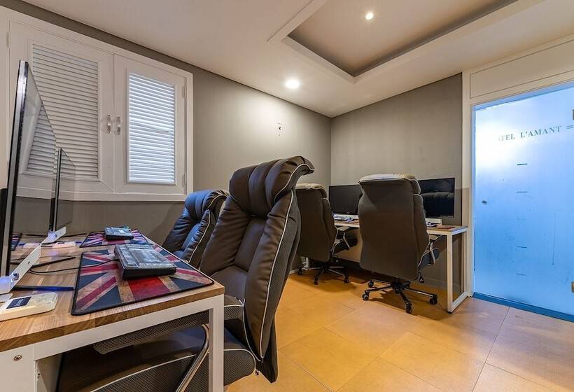 Номер Стандарт, Motel L Amant