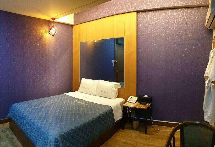 Номер Стандарт, Romance Motel