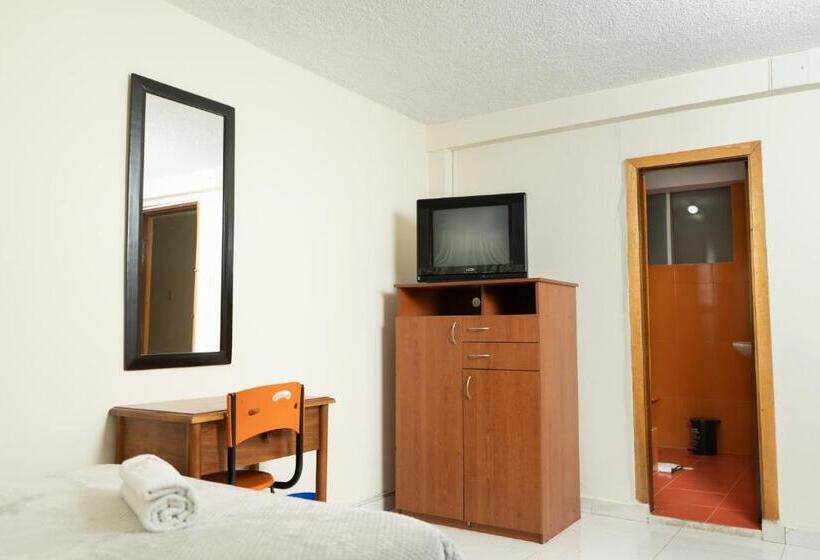 اتاق استاندارد چهار تخته, Juanambu