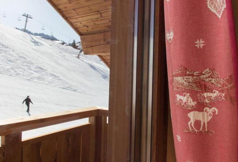 اتاق استاندارد چهار تخته, Les Flocons