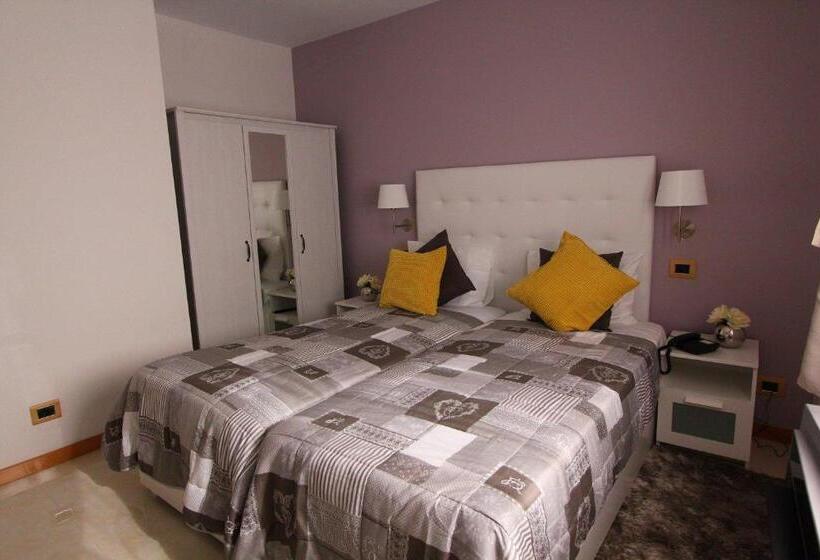 غرفة قياسية, Morenos Boutique