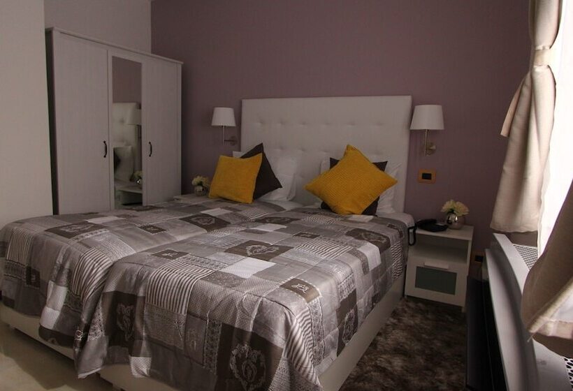 غرفة قياسية, Morenos Boutique