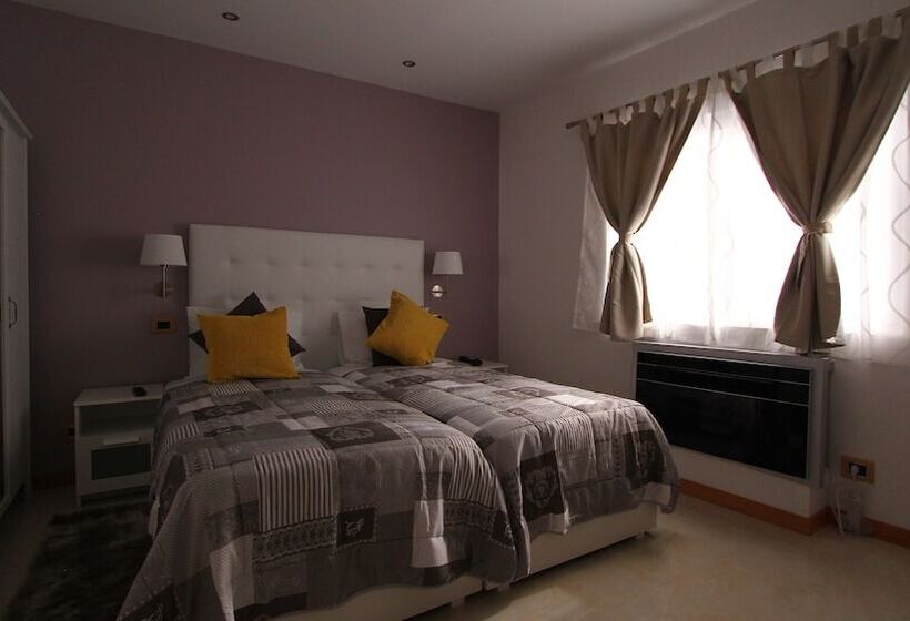 غرفة قياسية, Morenos Boutique