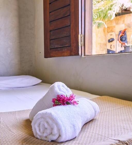 豪华三人间, Pousada Bate Vento