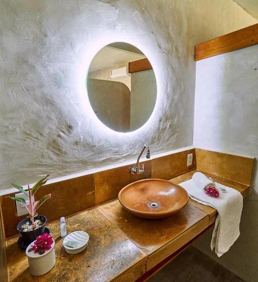 豪华三人间, Pousada Bate Vento