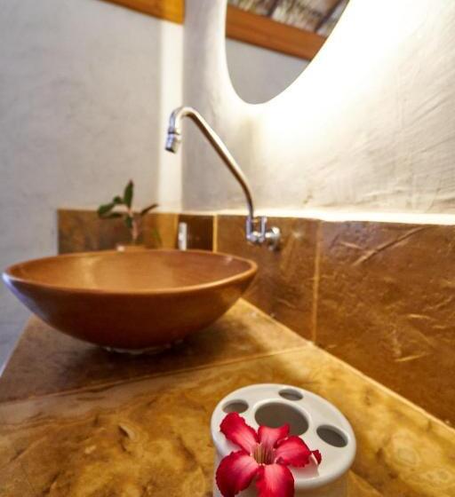 标准三人间, Pousada Bate Vento