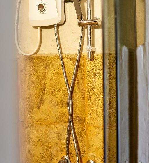 标准三人间, Pousada Bate Vento