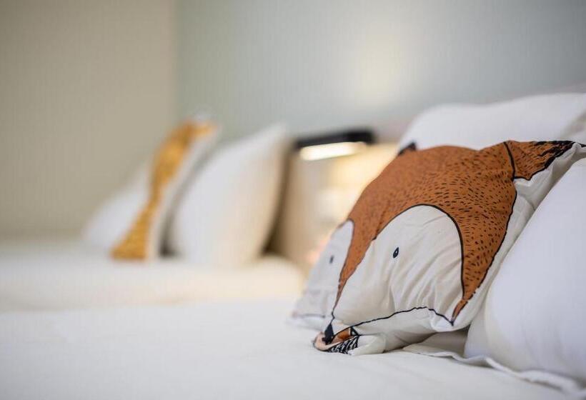 اتاق کلاسیک چهارنفره, 515 B&b