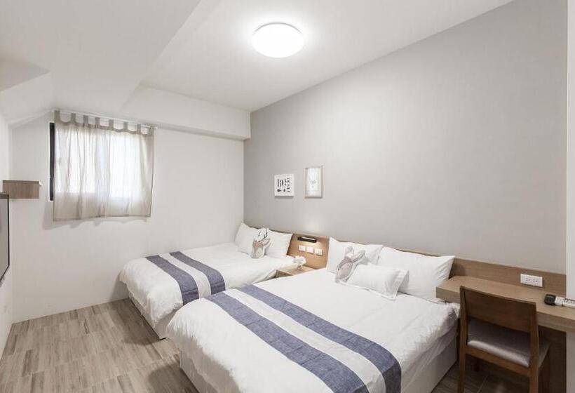 اتاق کلاسیک چهارنفره, 515 B&b