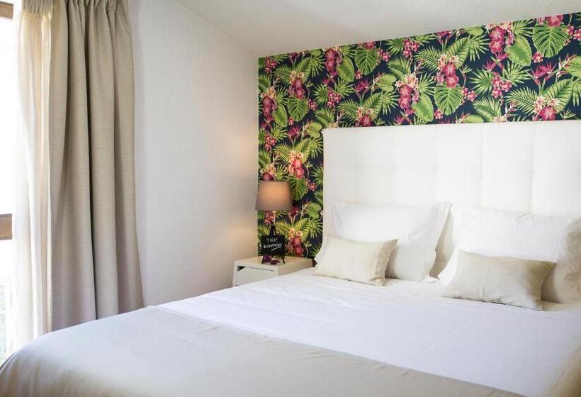 חדר סטנדרט לשלושה, Art 4 You Cascais Suites