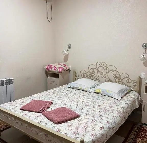 اتاق استاندارد با تخت بزرگ, Bereke Hostel