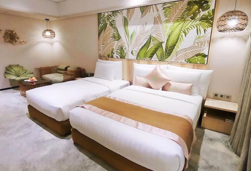 اتاق لوکس سه تخته, Artree