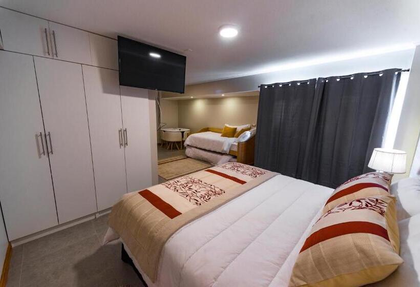 סוויטה משפחתית, Insigne