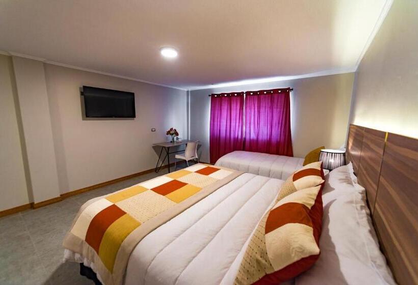 חדר סטנדרט לשלושה, Insigne