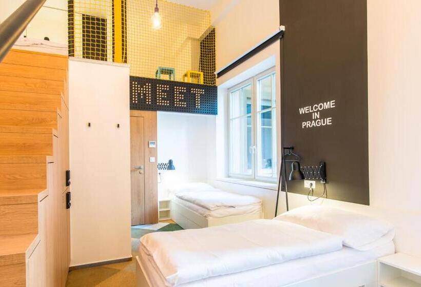 اتاق خانوادگی, Meetme23