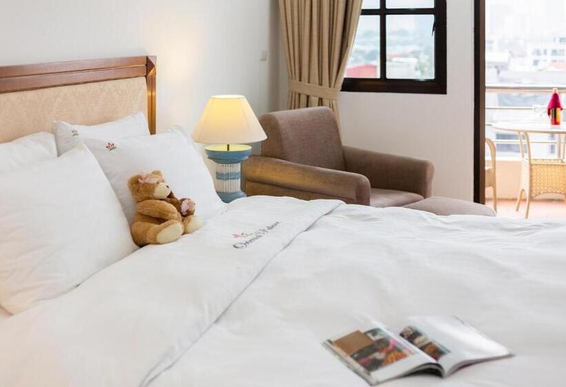 سوئیت 2 خوابه, Oriental Palace