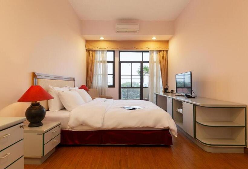 استودیو استاندارد با بالکن, Oriental Palace