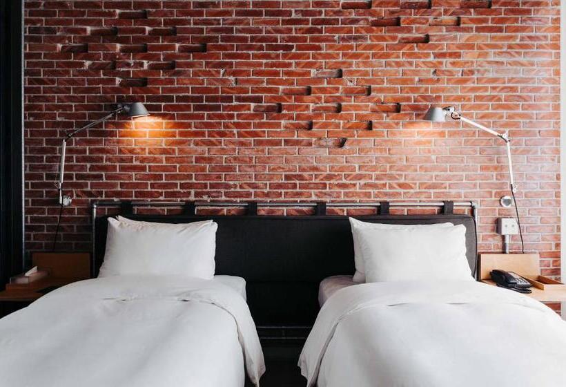 اتاق استاندارد, U.i.j Hotel & Hostel