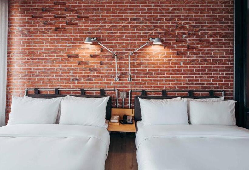 اتاق استاندارد چهار تخته, U.i.j Hotel & Hostel