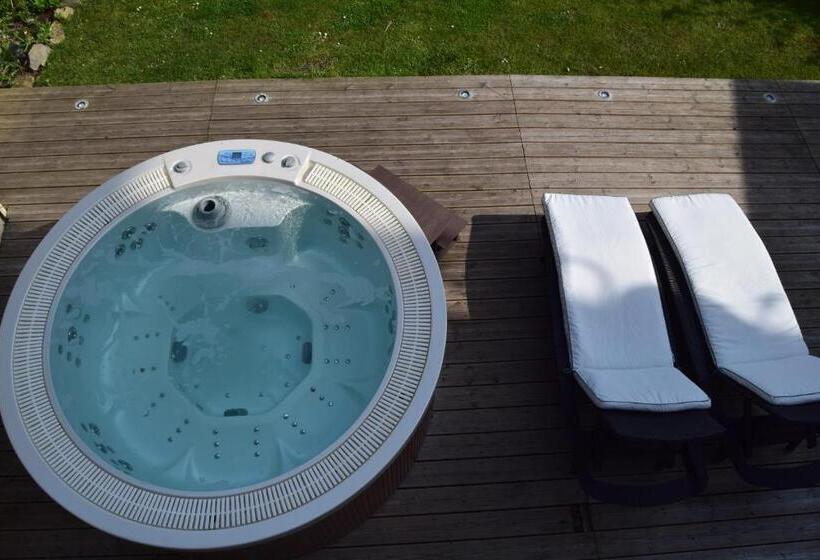 豪华房间带漩涡浴缸, Chambres D Hôtes Au Coin Du Spa