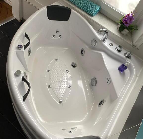 豪华房间带漩涡浴缸, Chambres D Hôtes Au Coin Du Spa