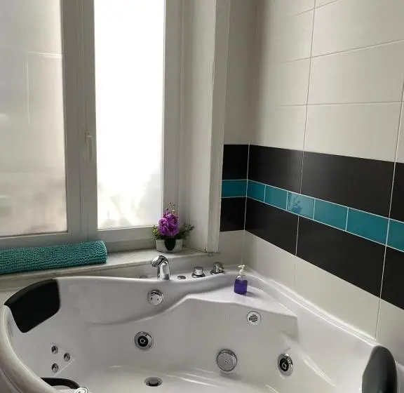 バスタブ付きデラックスルーム, Chambres D Hôtes Au Coin Du Spa