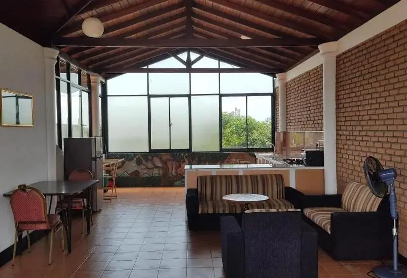 Appartement Penthouse 1 Chambre, Melvila