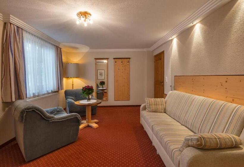 침실 1개 디럭스 아파트, Ehrenreich