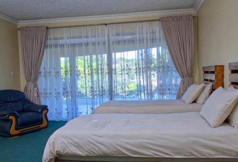 اتاق استاندارد با چشم‌انداز باغ, Unique Bed And Breakfast