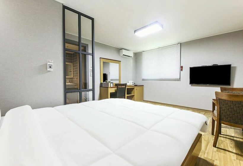 デラックスルーム, Gyeongpodae The Hotel Business