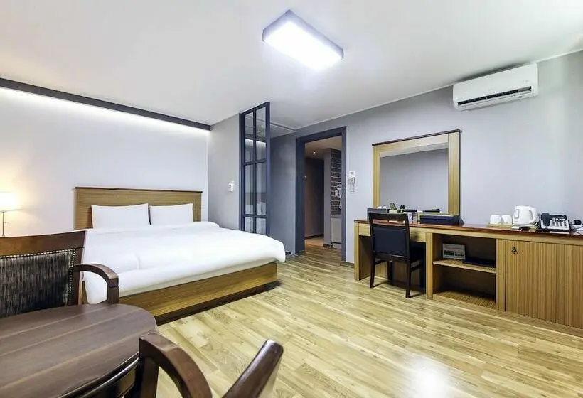 اتاق لوکس, Gyeongpodae The Hotel Business
