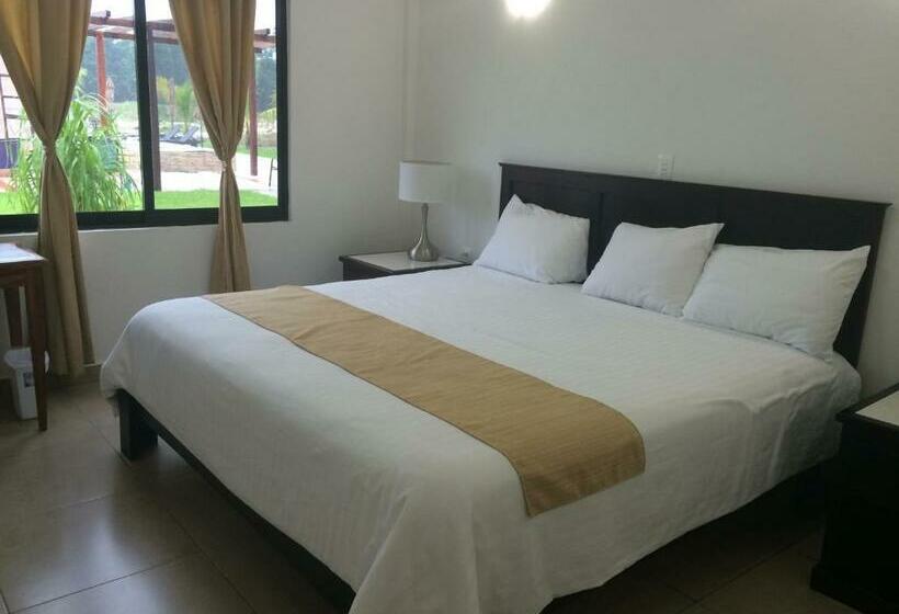 اتاق لوکس با تخت بزرگ, Real Primaveras Campestre