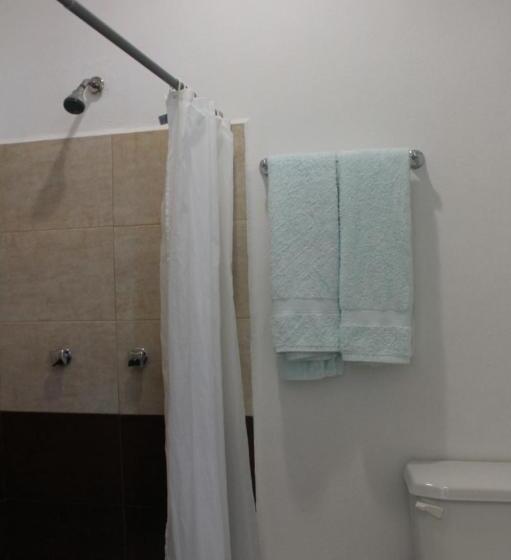 اتاق لوکس با تخت بزرگ, Real Primaveras Campestre