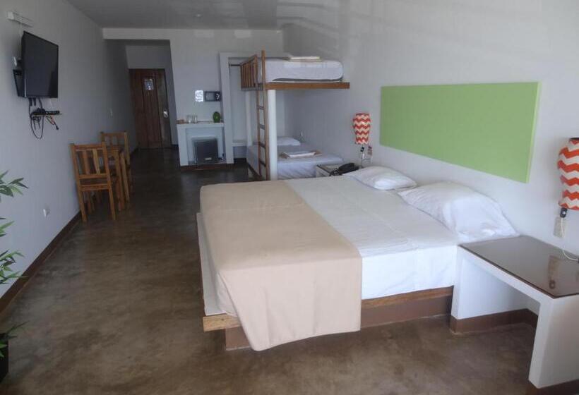 اتاق خانوادگی با چشمانداز دریا, Akas Hotel Apartamentos