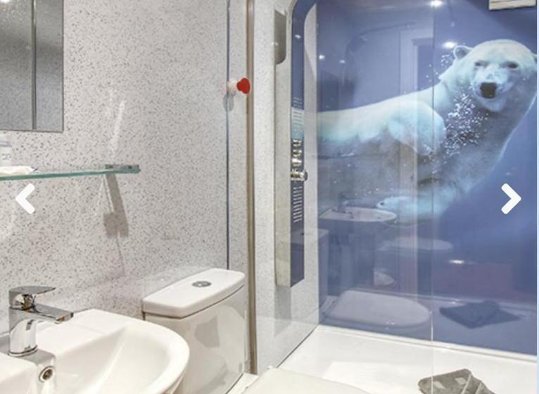 חדר אקונומי, Sea Breeze