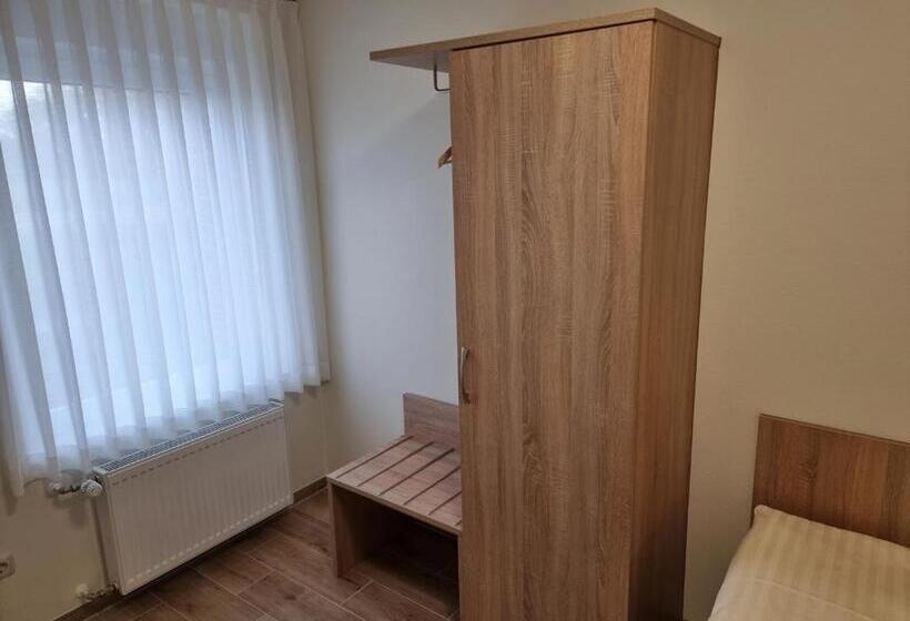 标准单人间, Gästehaus Grunewald Bed & Breakfast