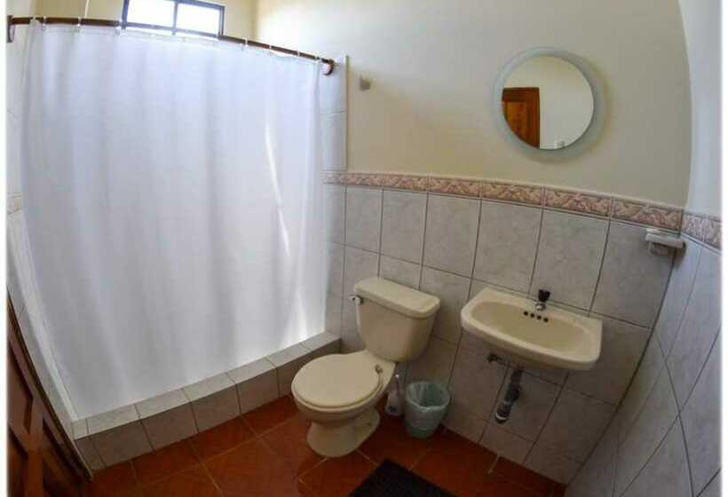 Pokój Rodzinny, Manglaralto