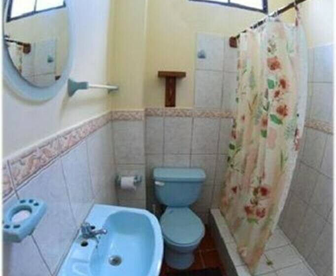 Pokój klasy Biznes, Manglaralto