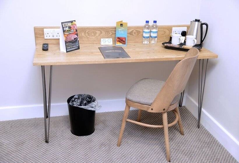 غرفة قياسية, Shah Of Persia, Poole By Marston's Inns