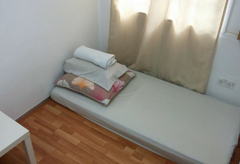 اتاق استاندارد یک نفره, The Bodhi Lodge   Hostel