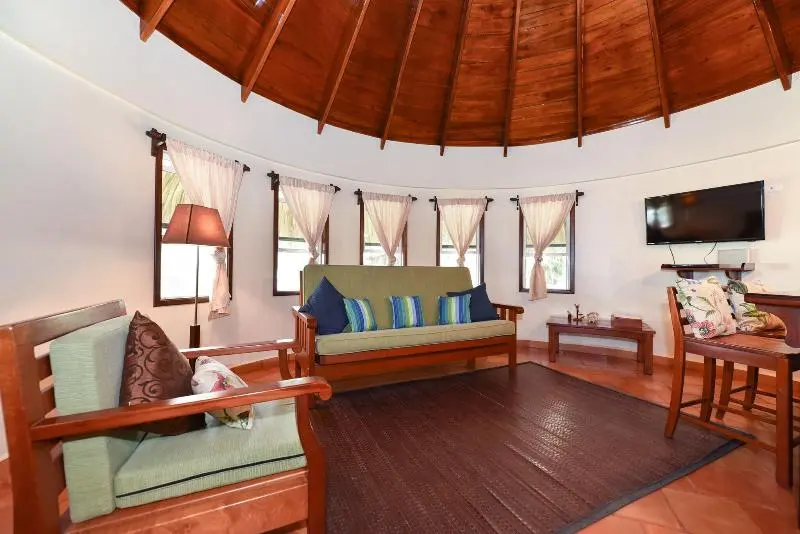 بانگلوی استاندارد, Orchid Bay Resort