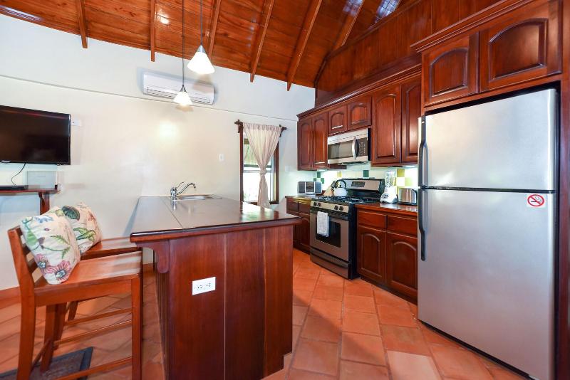 بانگلوی استاندارد, Orchid Bay Resort