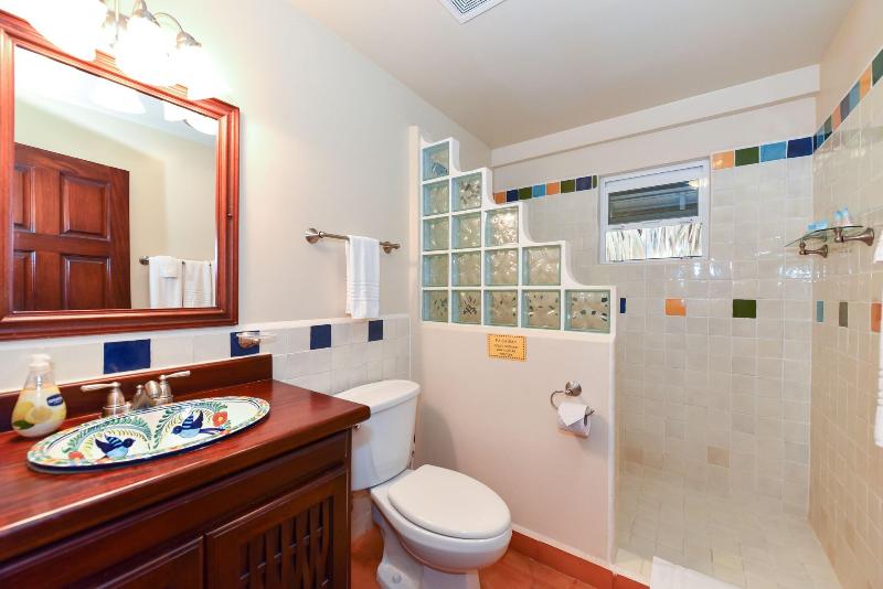 بانگلوی استاندارد, Orchid Bay Resort